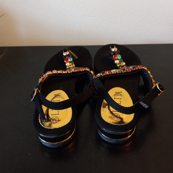 Gemstone Sandals Size 8 - Picture 3 of 5